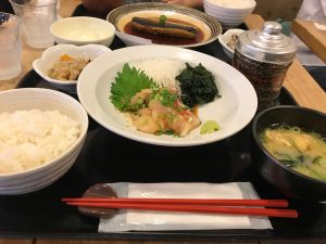 梅山鉄平食堂