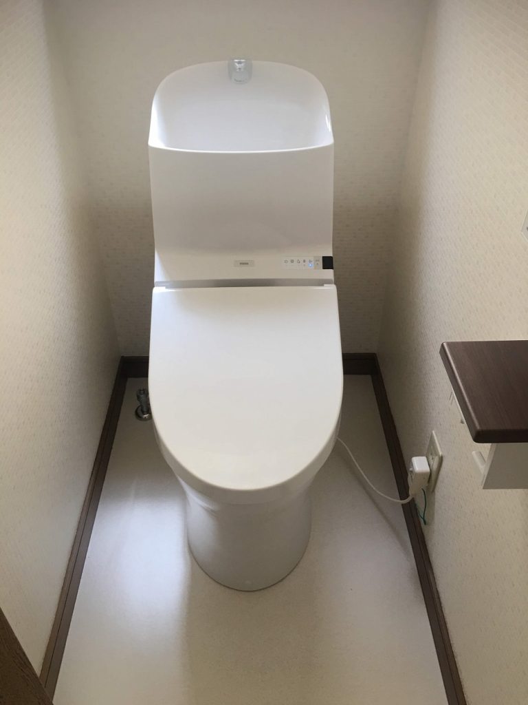 トイレ交換工事