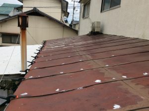 【屋根板金工事】雨漏りの心配がいらない屋根に。