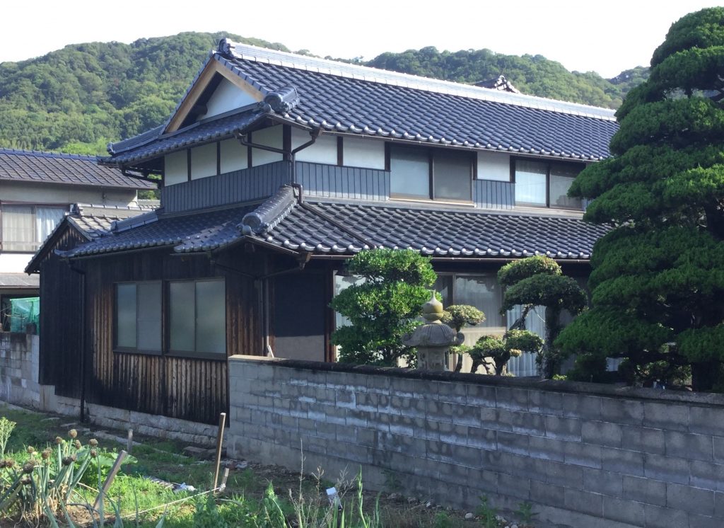 雨漏りの心配がなくなりました。