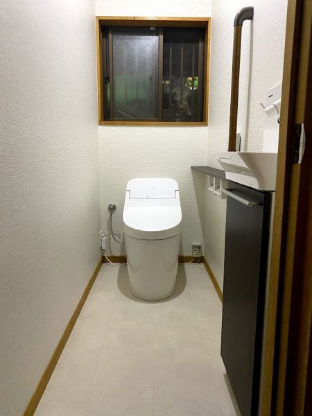 トイレの内装材　揃えてオシャレな空間に☆