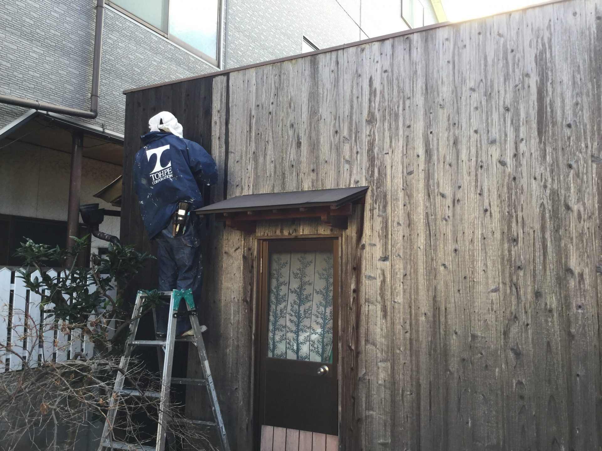 焼き板も塗装できるんです♪