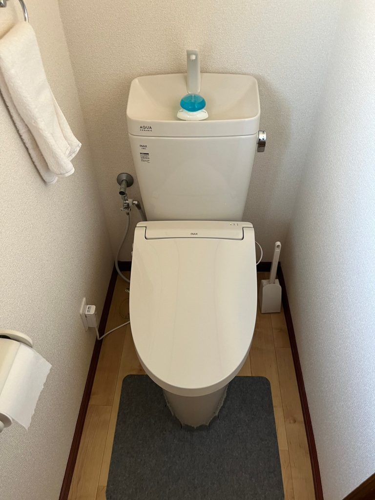倉敷市｜【トイレ工事】LIXILのトイレはフチなしでお手入れがしやすい！