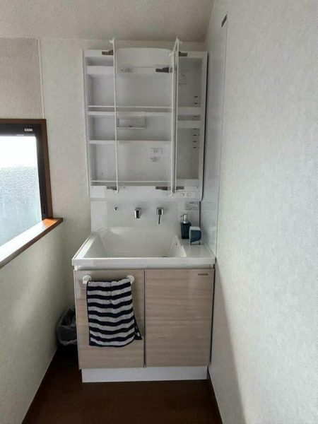 倉敷市 | 洗面化粧台工事　洗面スペースを便利で快適にしました！