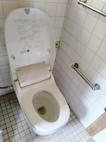 岡山市│トイレリフォーム工事でおそうじ簡単・快適なトイレに！