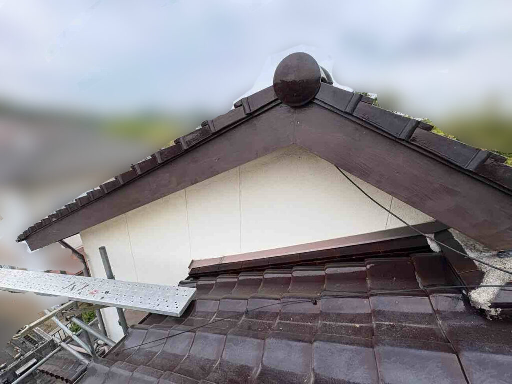 浅口市｜【屋根工事】破風板の交換をして外観をきれいにしました！