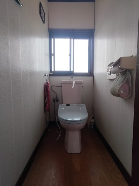 トイレ交換でお掃除しやすく！