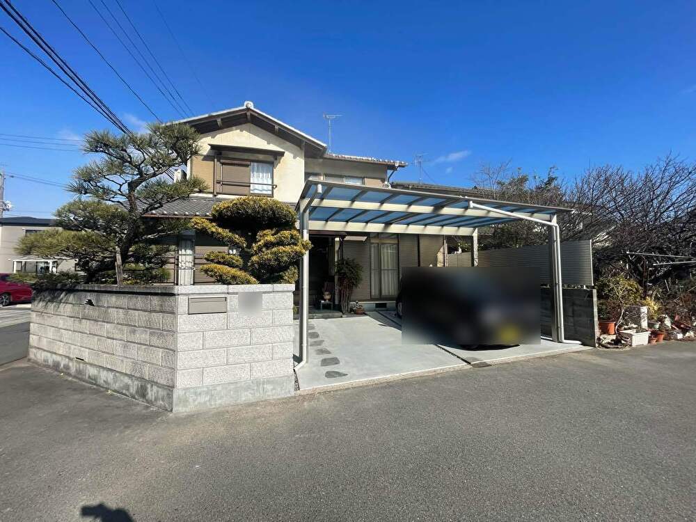 倉敷市 | 【暮らしに便利と安心を】 住まいに調和する美しいカーポート新設