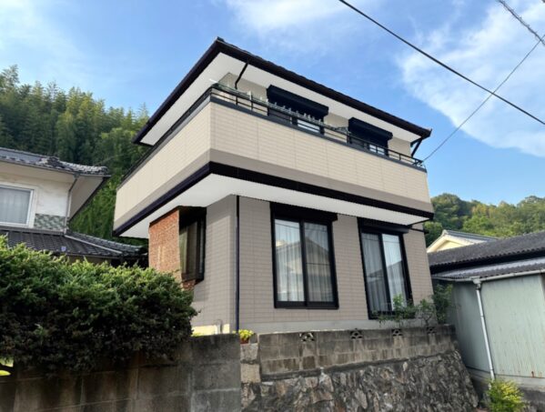 外壁塗装工事がはじまってます！