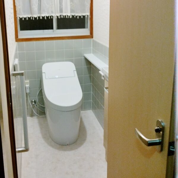 総社市│シンプルに心地よく!予算内で叶えたトイレ工事