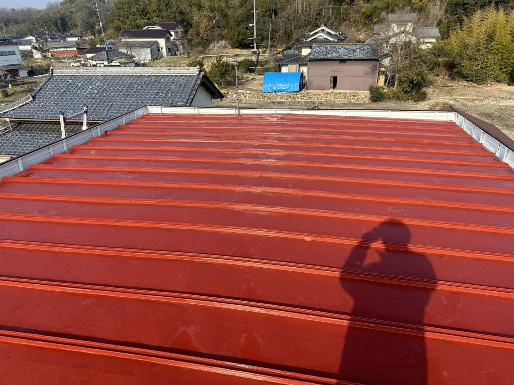 岡山市 | 屋根の塗装も対応させていただきます。