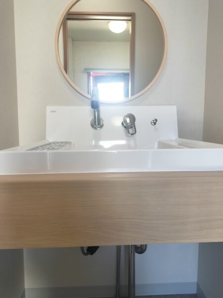 岡山市│和式から洋式へ！職場のトイレを快適リニューアル