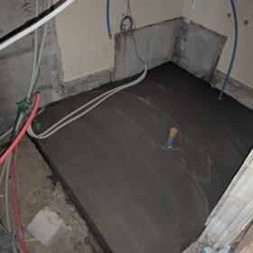 総社 K様邸 改修工事 土間打ち