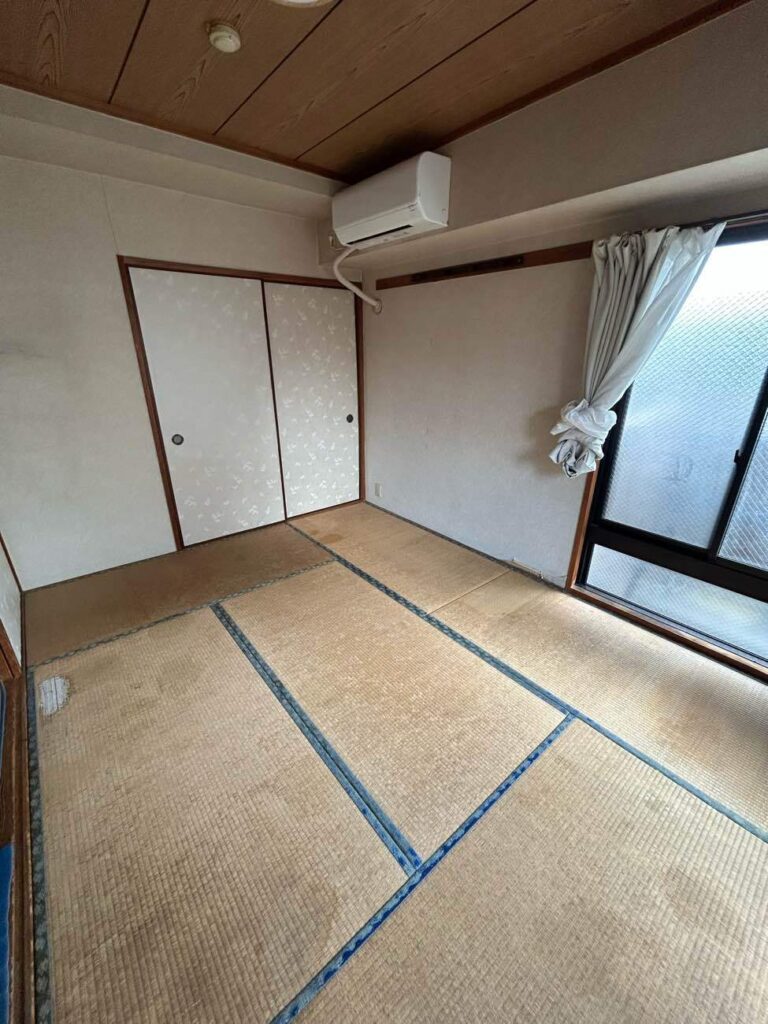 倉敷市 | マンションの床にクッションフロアを貼り、ワンちゃんも安全に暮らせる空間になりました!