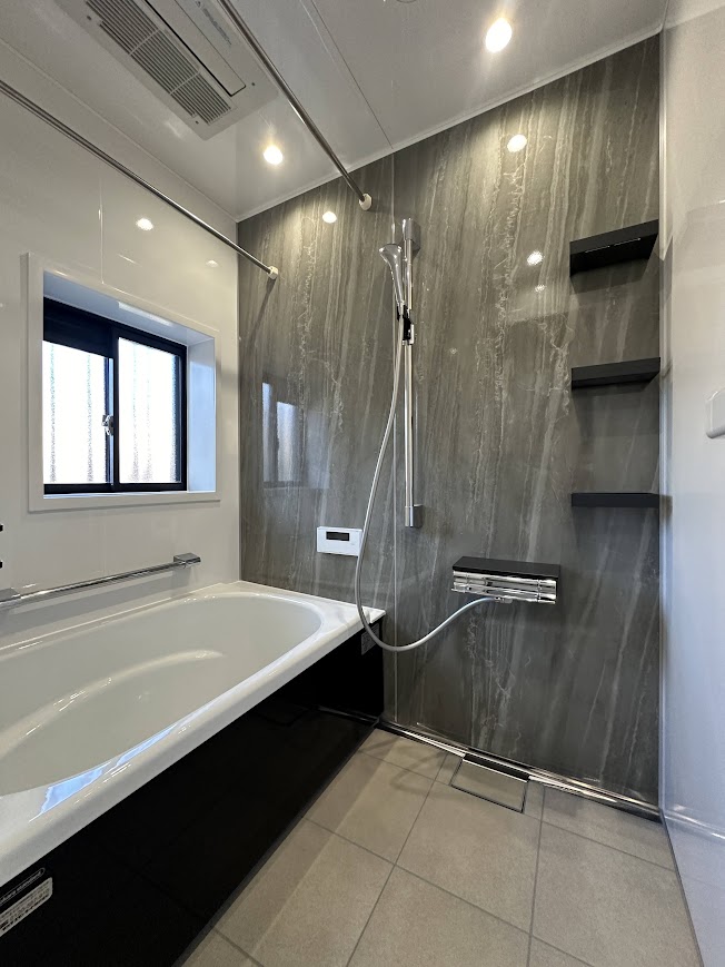 総社市 | 最高級ホーロー浴槽で芯までポカポカ