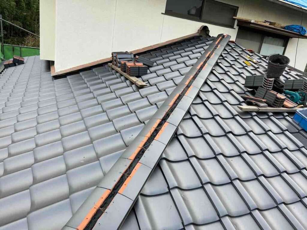 倉敷市|【外壁工事】瓦交換と外壁塗装で、お家を美しく蘇らせましょう!!