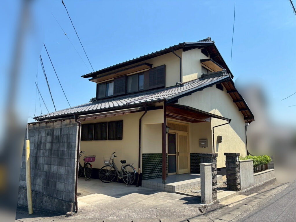 倉敷市｜【外壁工事】雰囲気を変えずに塗装をしてみませんか？