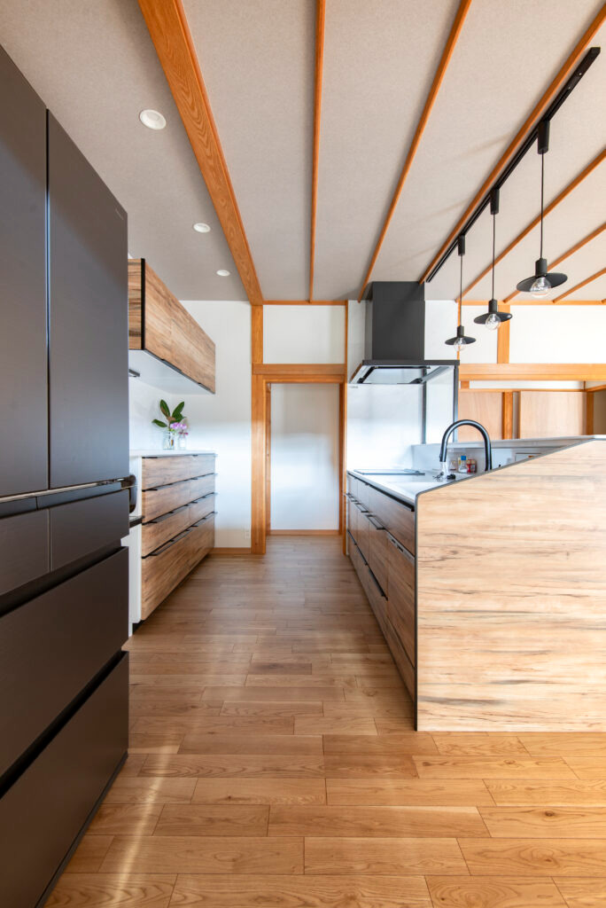 倉敷市│和の趣を残しながら、家族がくつろげる広々LDKへ