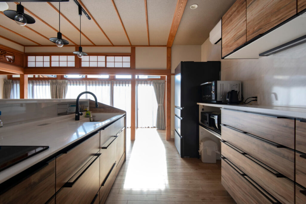 倉敷市│和の趣を残しながら、家族がくつろげる広々LDKへ