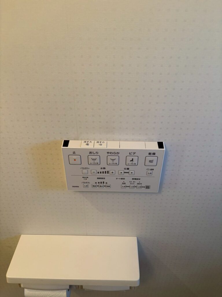 倉敷市｜【トイレ工事】トイレと一緒に床も替えてみませんか？