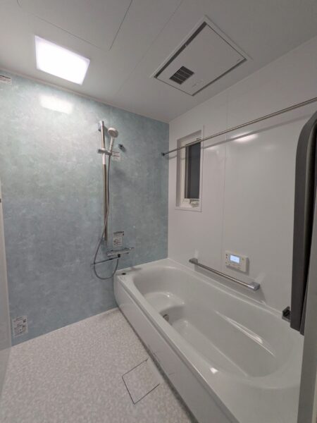 ユニットバス入れ替え工事！TOTO　サザナ！