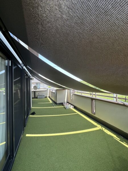 浅口市｜「もっと外で遊びたい！」を叶える。芝生×スタイルシェードでわんちゃんも大喜びのベランダへ