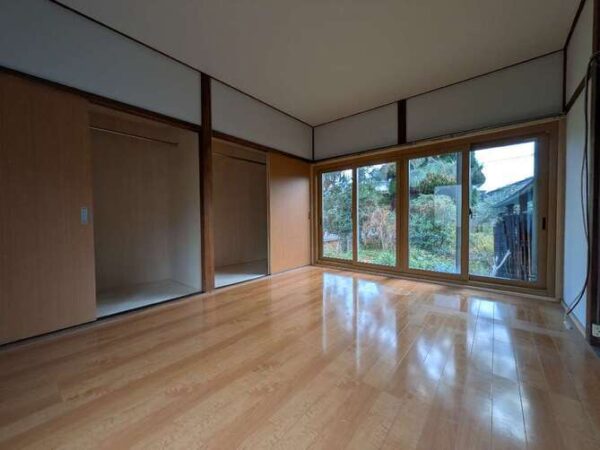 岡山市 |もう寒くない、虫も気にならない。安心してぐっすり眠れる寝室へ