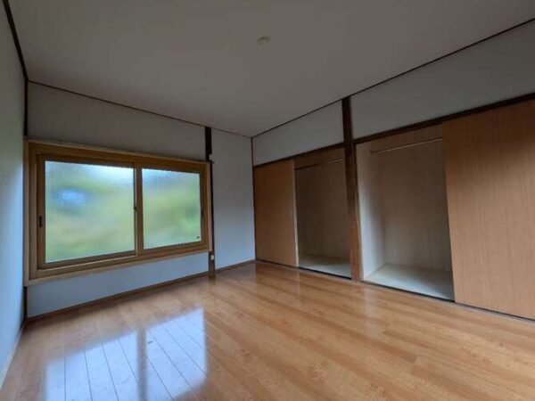 岡山市 |もう寒くない、虫も気にならない。安心してぐっすり眠れる寝室へ