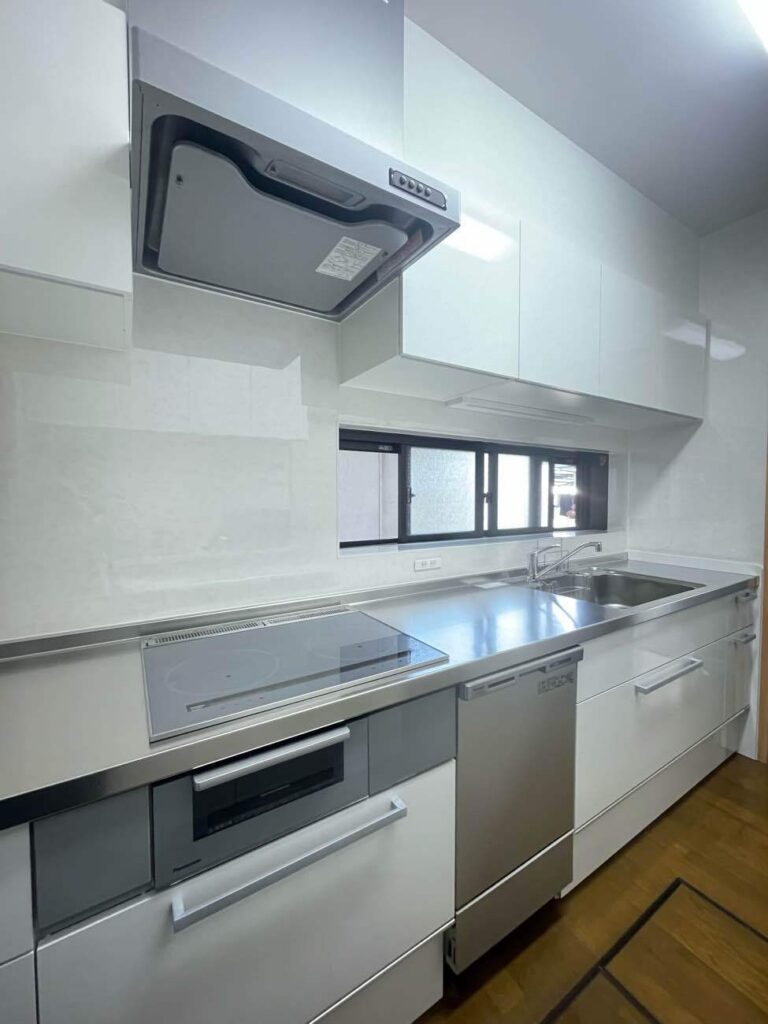 倉敷市 | 内装一新で明るいキッチンへ！リフォームで毎日の家事も軽やかに