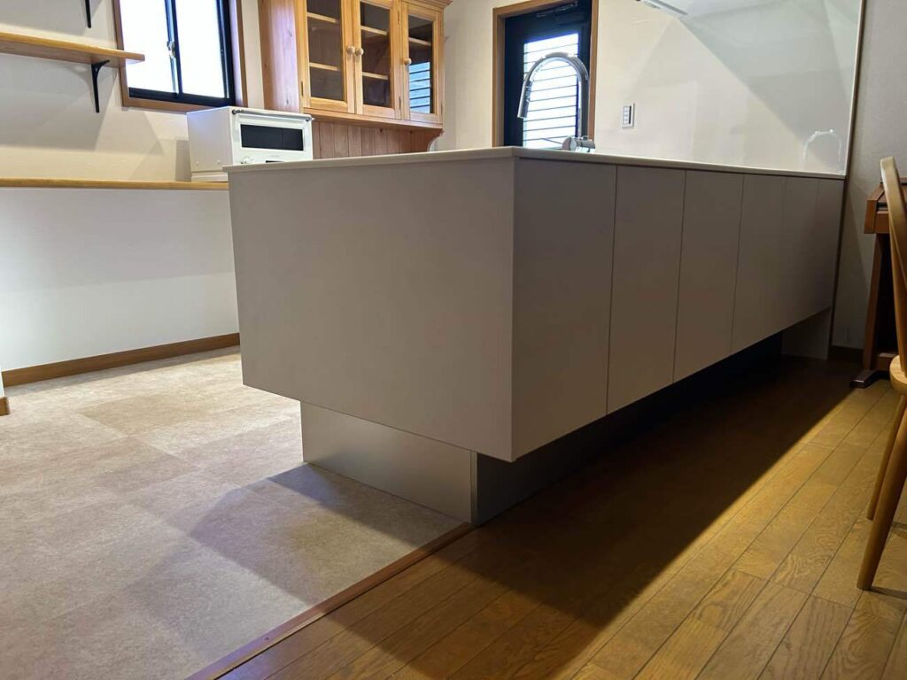 倉敷市 | オープンキッチンで圧倒的存在感のあるこだわり空間になりました！