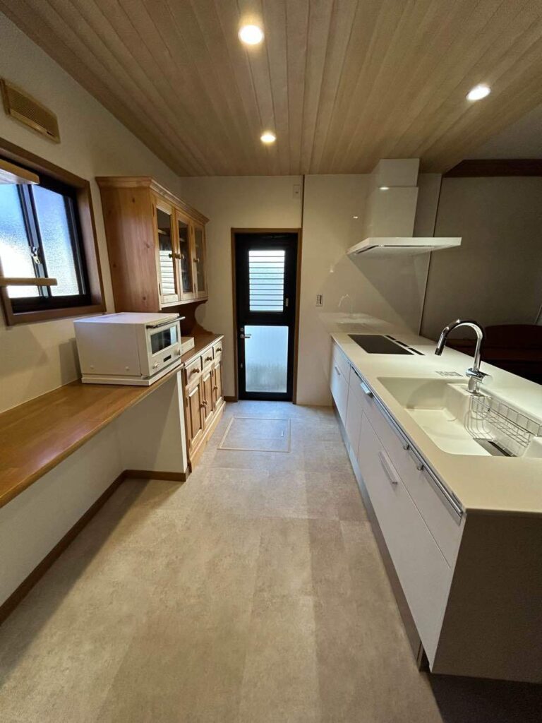 倉敷市 | オープンキッチンで圧倒的存在感のあるこだわり空間になりました！