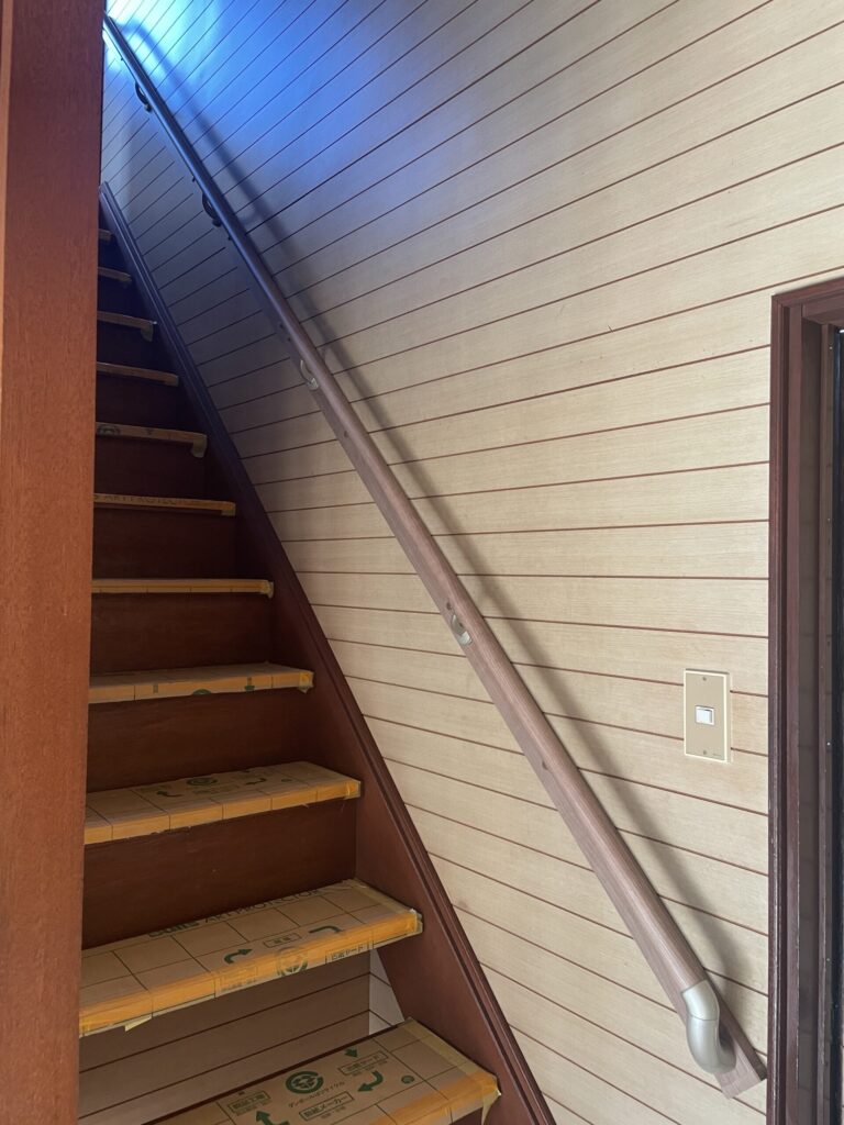 倉敷市|土壁の風合いを受け継ぐ、真壁クロス仕上げる和室リフォーム