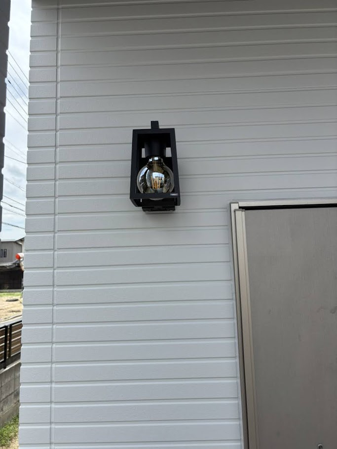 倉敷市 | 中古物件を外装リフォームして、まるで新築のような見た目に生まれ変わりました。