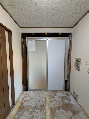 倉敷市 | クリナップのラクヴィアでお部屋のような浴室空間に、洗面所は内装貼替でまるで新築空間になりました!