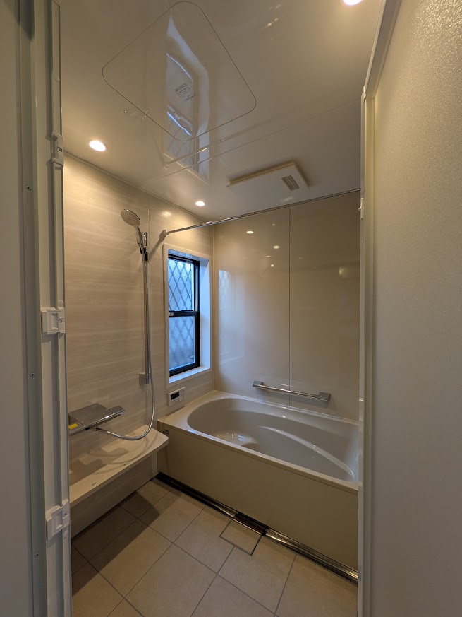 岡山市 | ユニットバス工事で安心安全の浴室へ