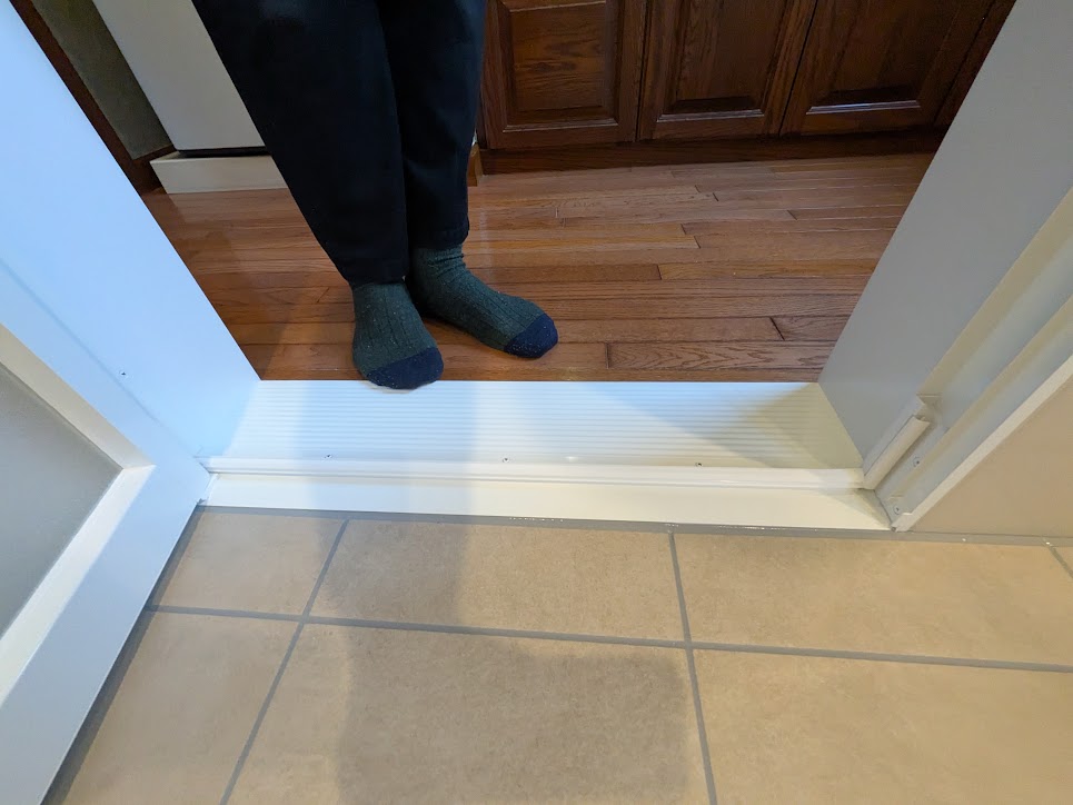 岡山市 | ユニットバス工事で安心安全の浴室へ