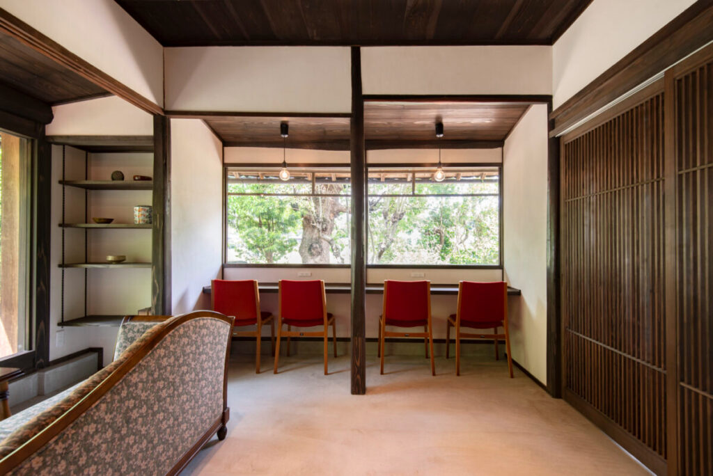 浅口市│「刻を継ぐ庭」静寂と光の古民家カフェ