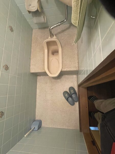 和式トイレ改修工事進行中です！！