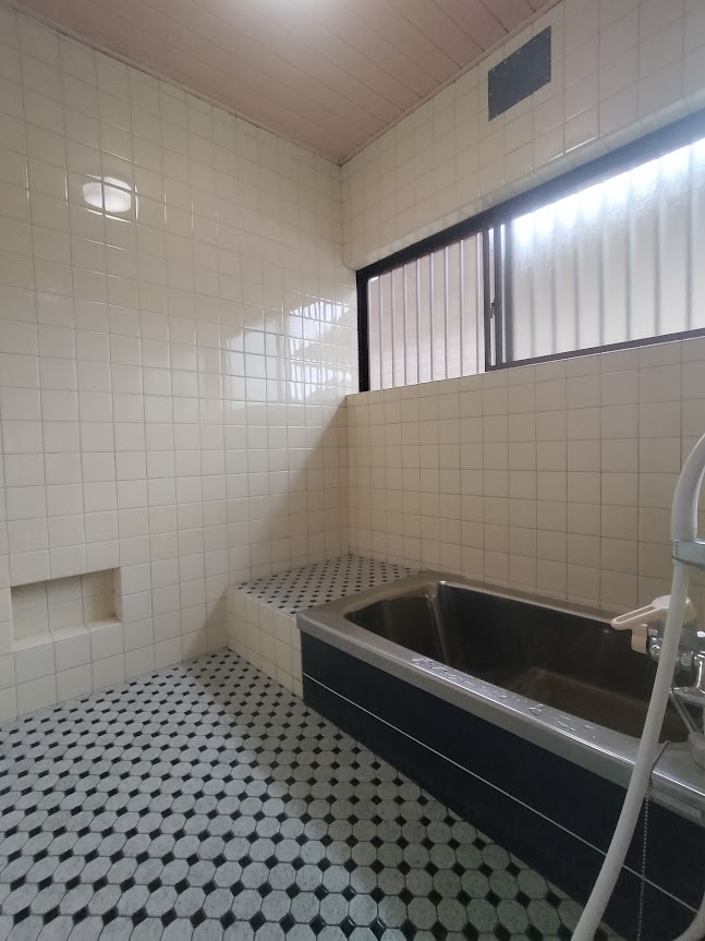 岡山市│至高の寛ぎを、一生モノの輝きと共に。タカラスタンダード『プレデンシア』で叶えた最上級のバスタイム