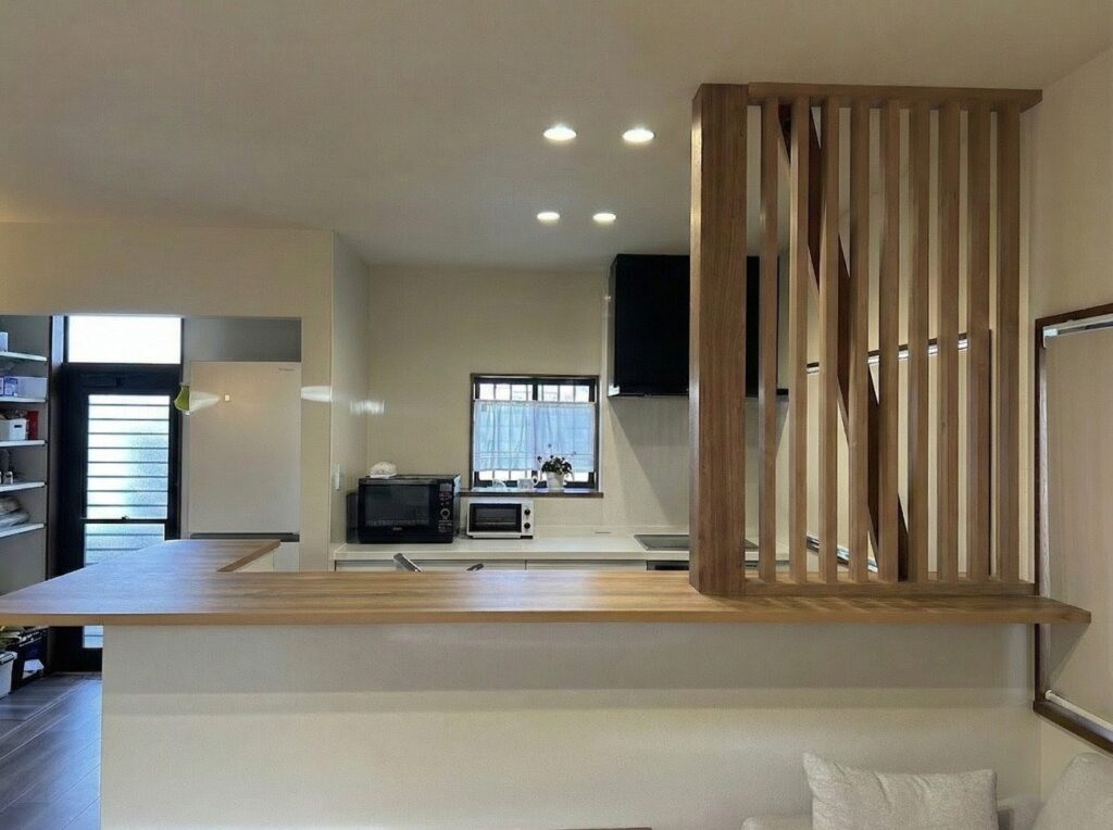 岡山市 |独立キッチンとダイニングを繋いで、家族が集まる広々LDKへ