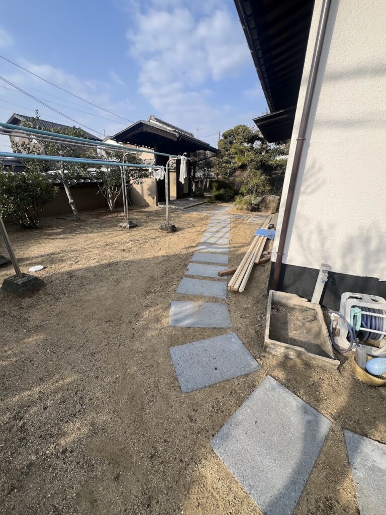 倉敷市｜外構工事で雨の日のストレスゼロへ！