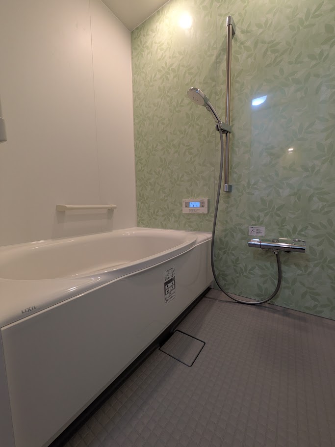 倉敷市 |在来浴室からLIXILのリデアに交換し、快適な空間となりました！