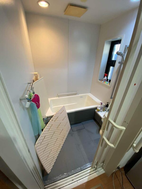 ユニットバス工事の様子～解体工事編～