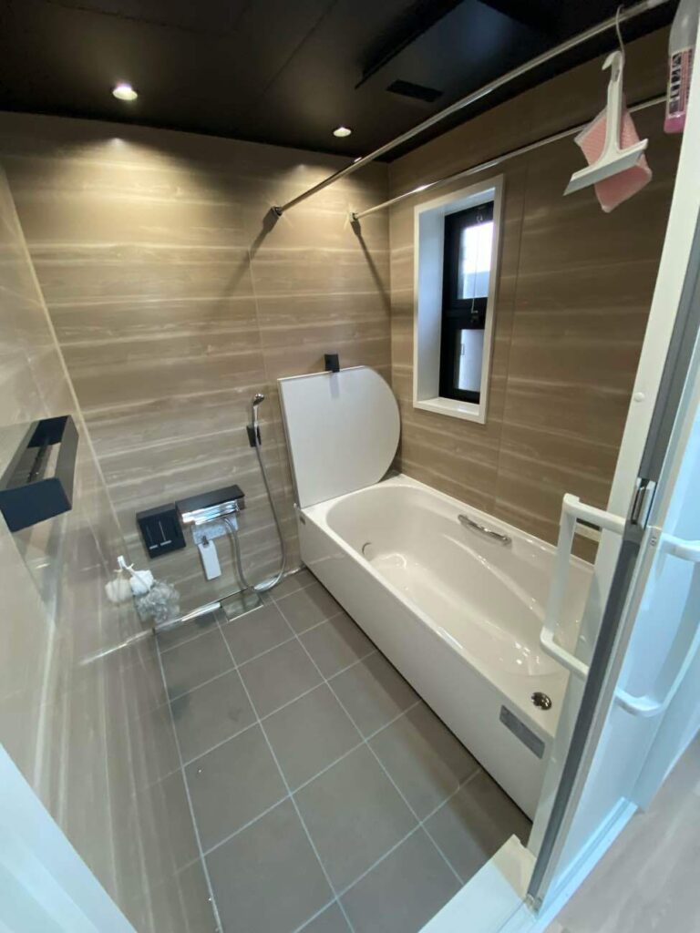 総社市 | 【タカラスタンダード】グランスパ　ジェットバスで叶える、癒しのバスタイム空間