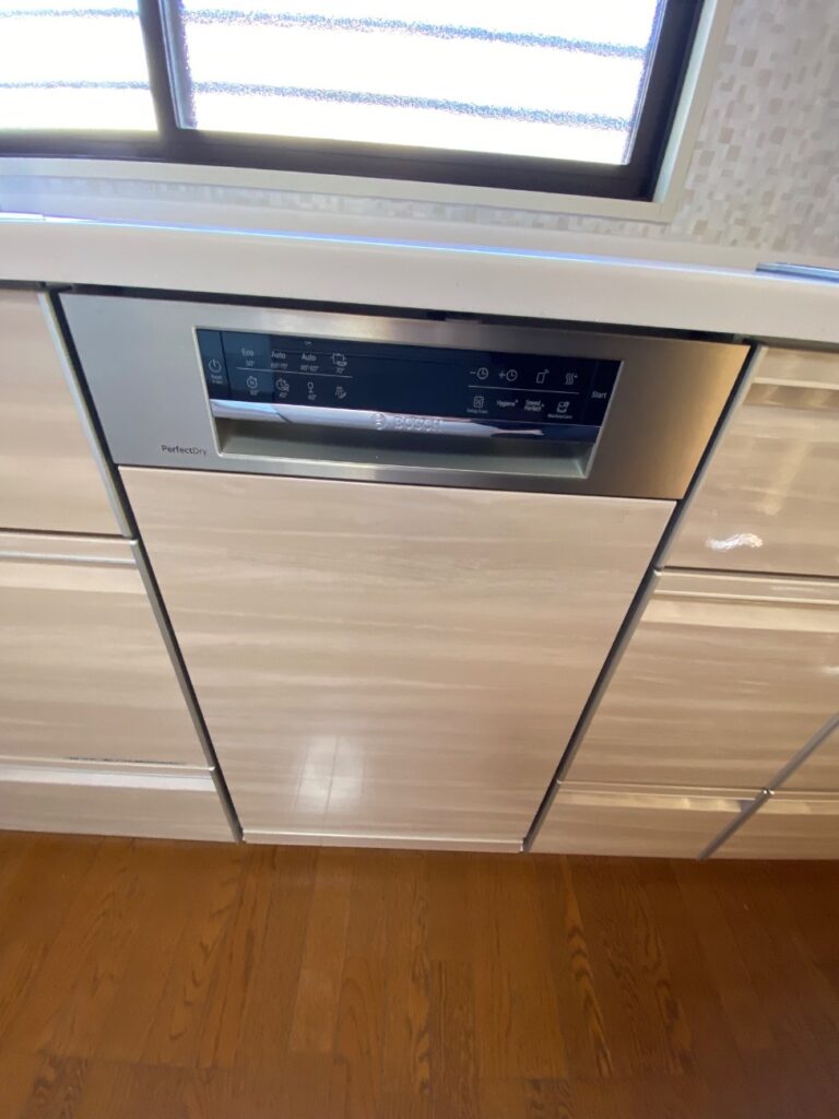 総社市| 洗練されたキッチンへ。海外製食洗機とカップボードが叶える上質な暮らし