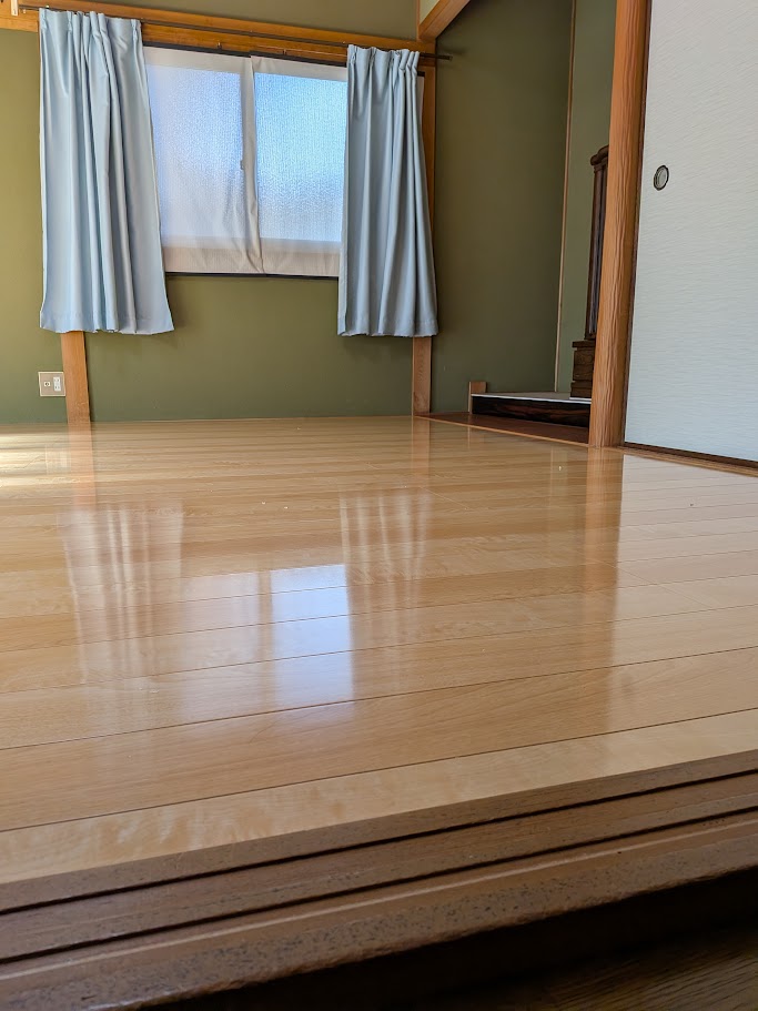 倉敷市 | 東洋テックスの新AAシリーズのフロア材で和室空間が生まれ変わりました！