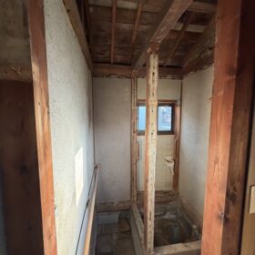 玉島　M様邸　改修工事　解体始まってます。