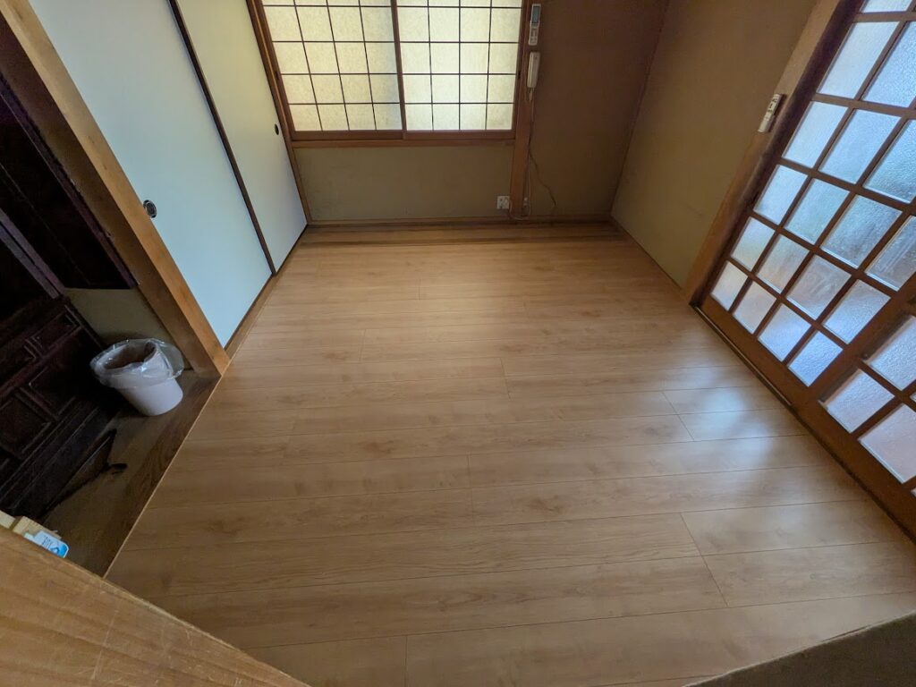 総社市 | 大切に住み継がれるご実家をアップデート。断熱窓×ユニットバスで冬も暖かなバスルームへ！