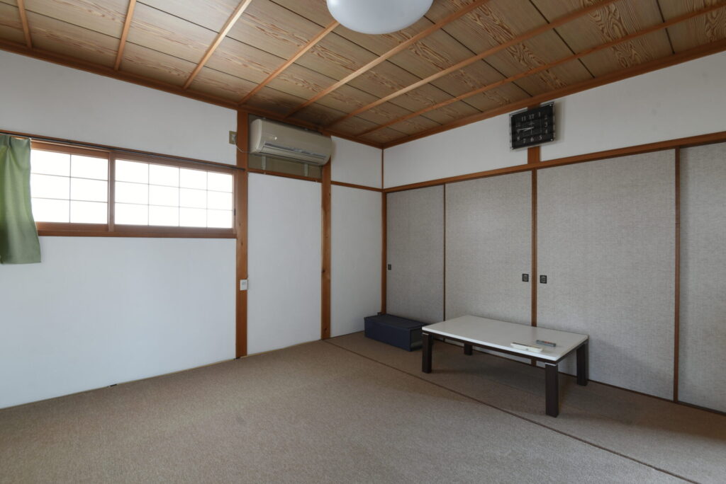 岡山県│コストを抑えて賢く叶えた、和室から洋風の子供部屋へ