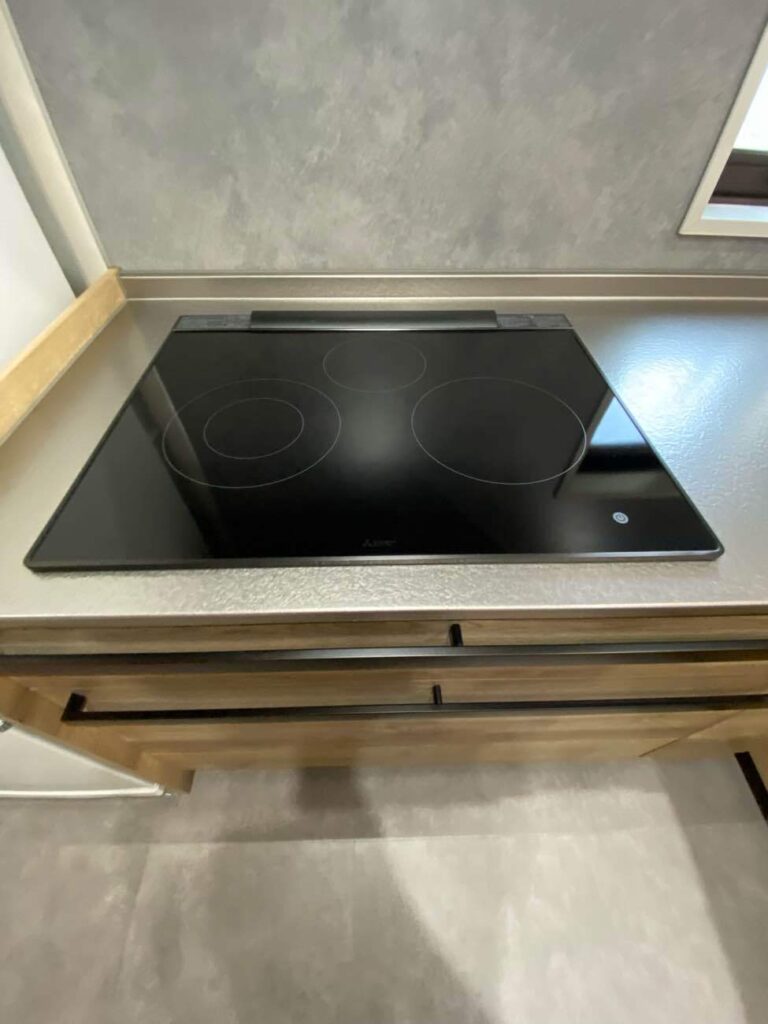 岡山市 | クリナップ最高級キッチン「セントロ」で叶えた開放感あふれるキッチンリフォーム